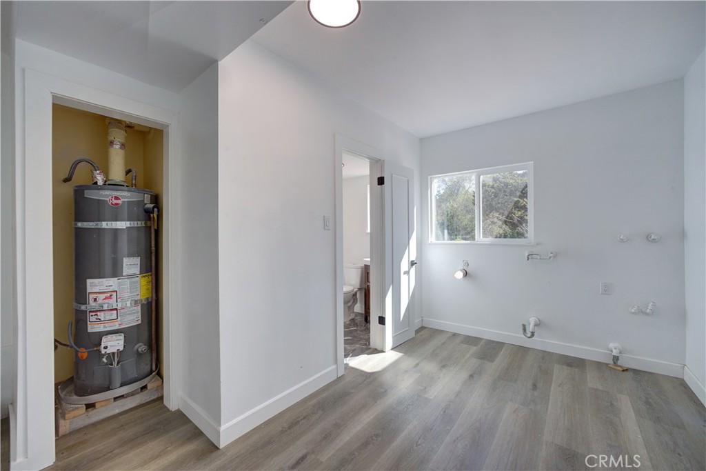 1550 Main St Property Photo 15