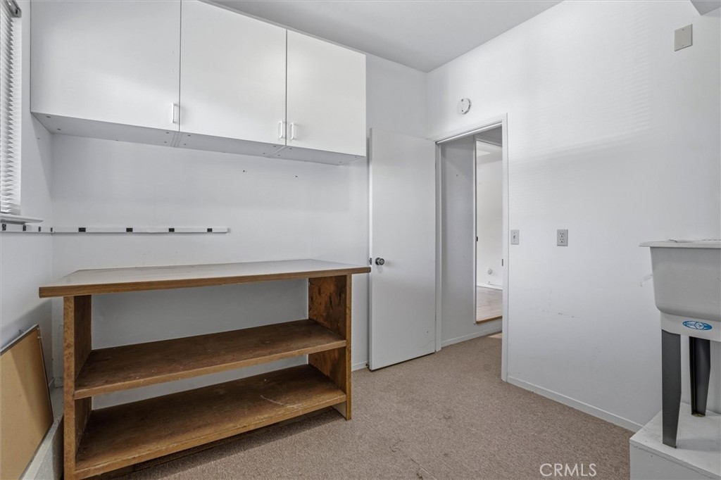 490 Warwick Street Property Photo 13