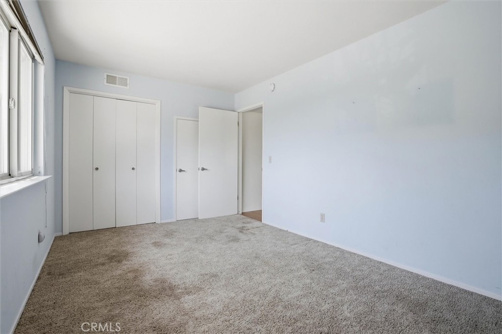 490 Warwick Street Property Photo 18