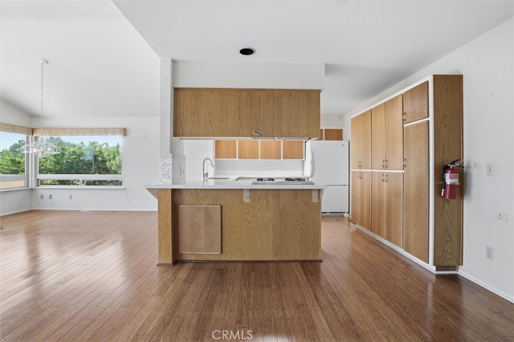 490 Warwick Street Property Photo 28