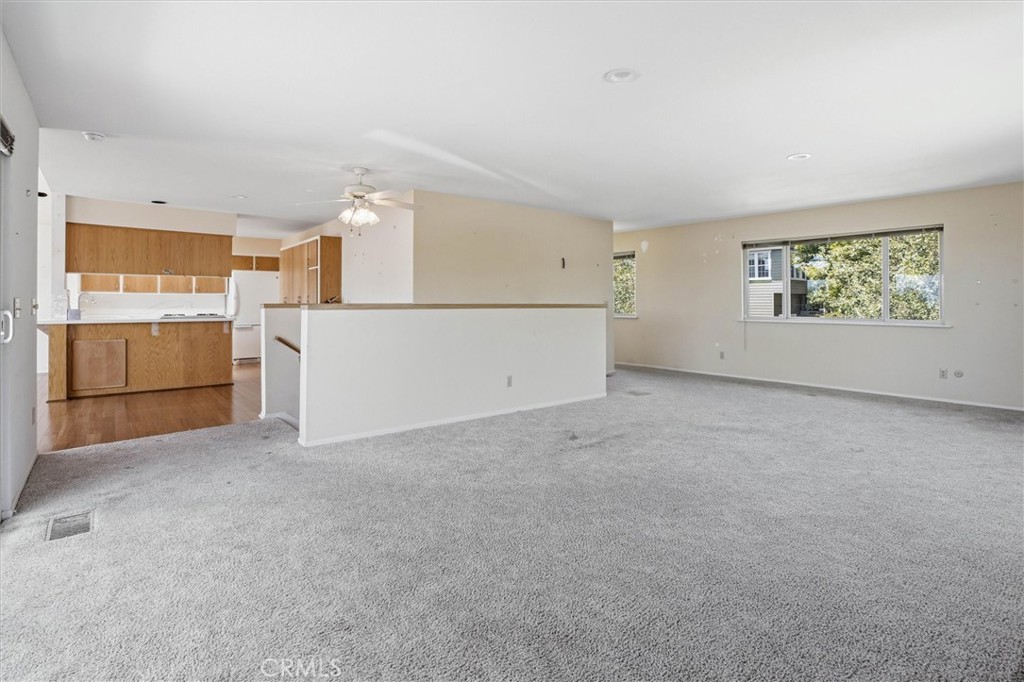 490 Warwick Street Property Photo 33
