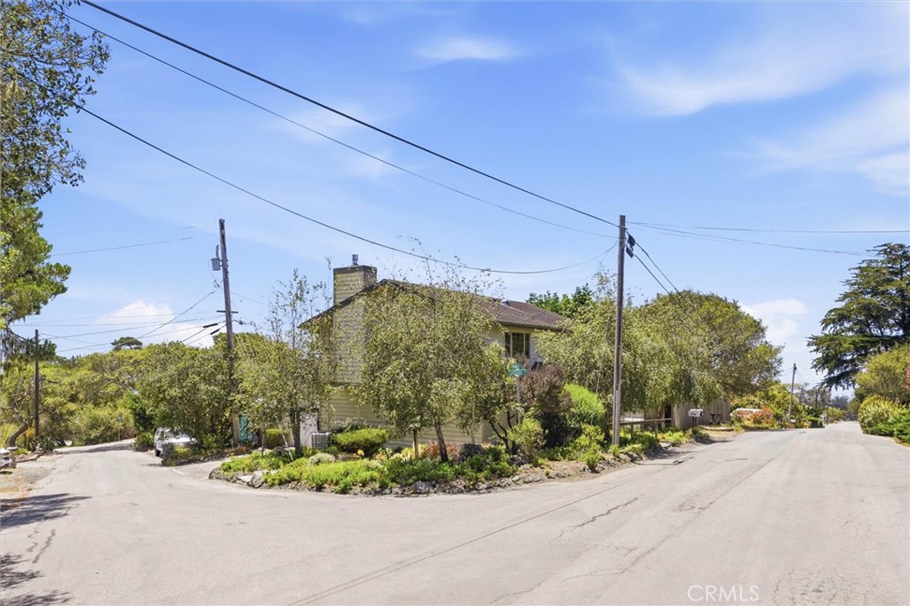 490 Warwick Street Property Photo 44