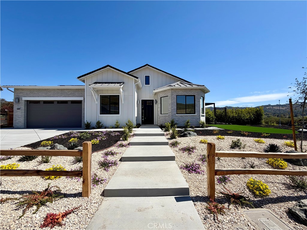 6600 Valle Verde Lane Property Photo 1