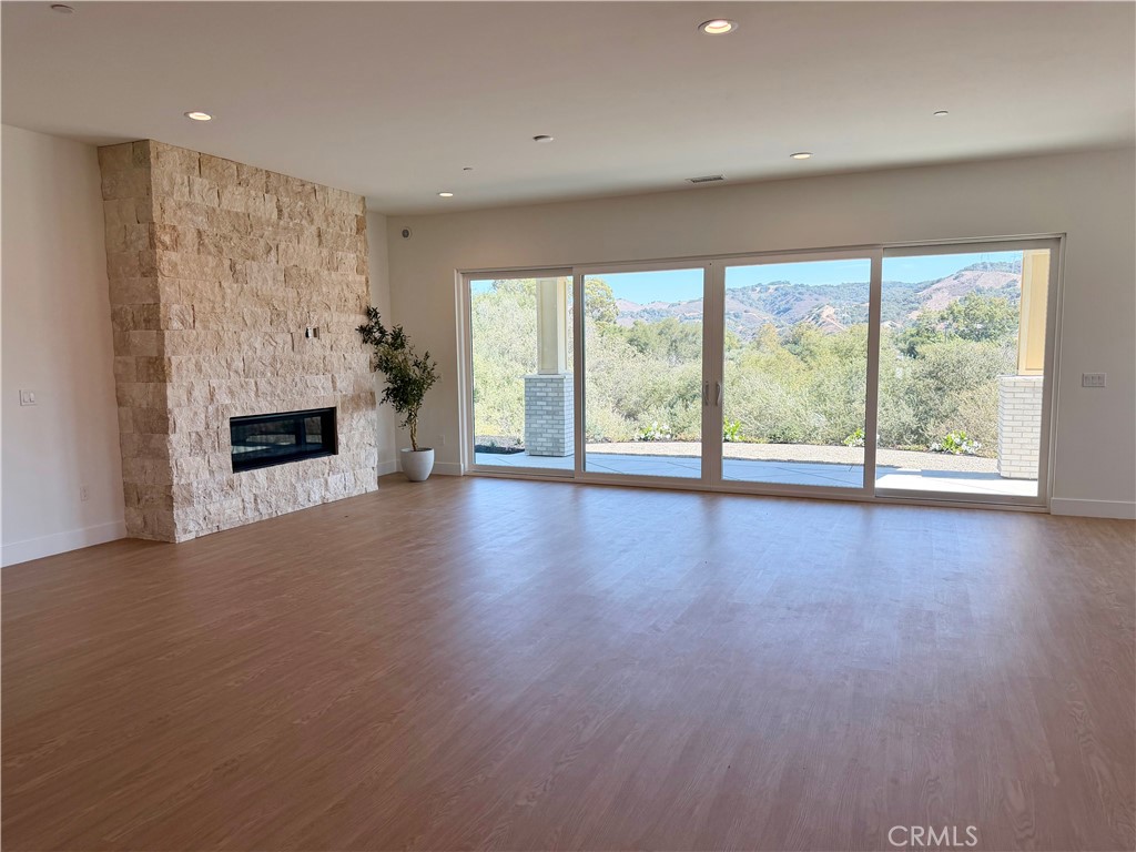 6600 Valle Verde Lane Property Photo 13