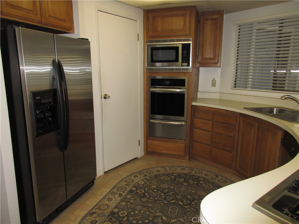 633 Ramona Avenue 31 Property Photo 3