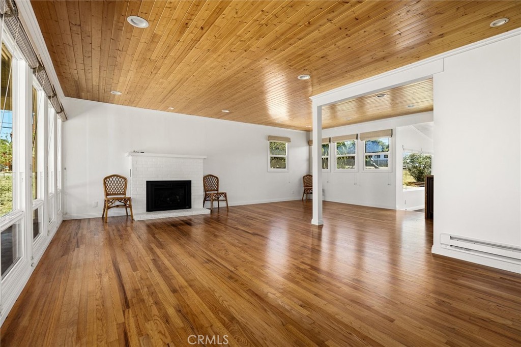 471 Mitchell Property Photo 5