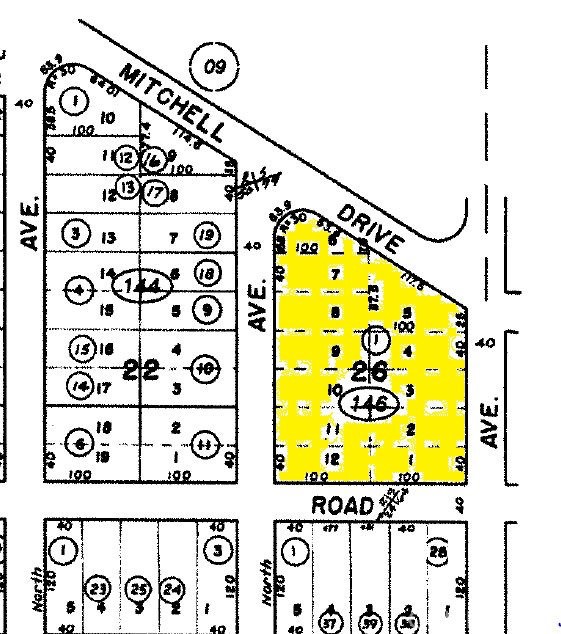 471 Mitchell Property Photo 22