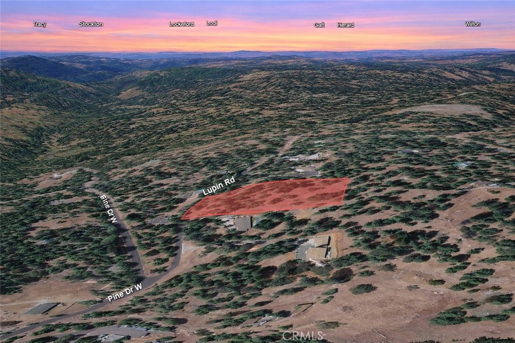 26041 Lupin Road Property Photo 1