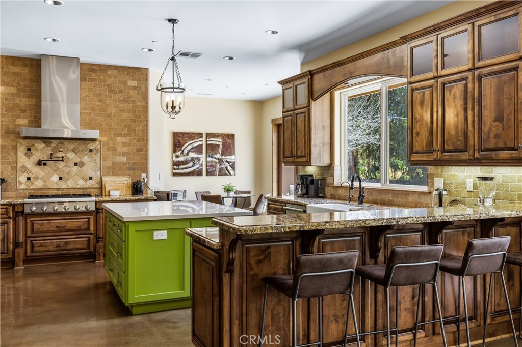 535 Stanton Street Property Photo 9