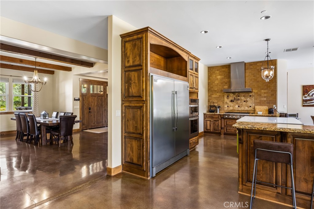 535 Stanton Street Property Photo 11
