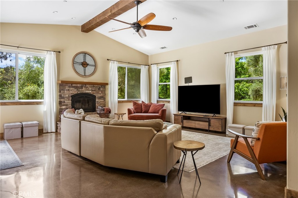 535 Stanton Street Property Photo 13