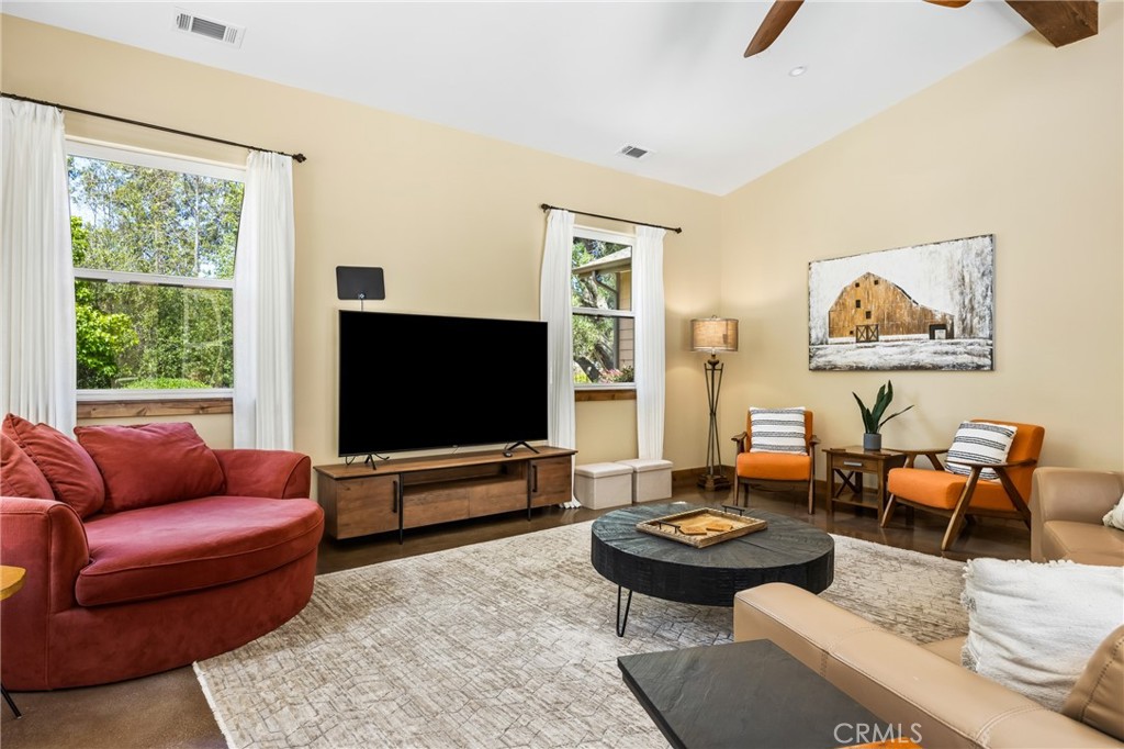 535 Stanton Street Property Photo 14