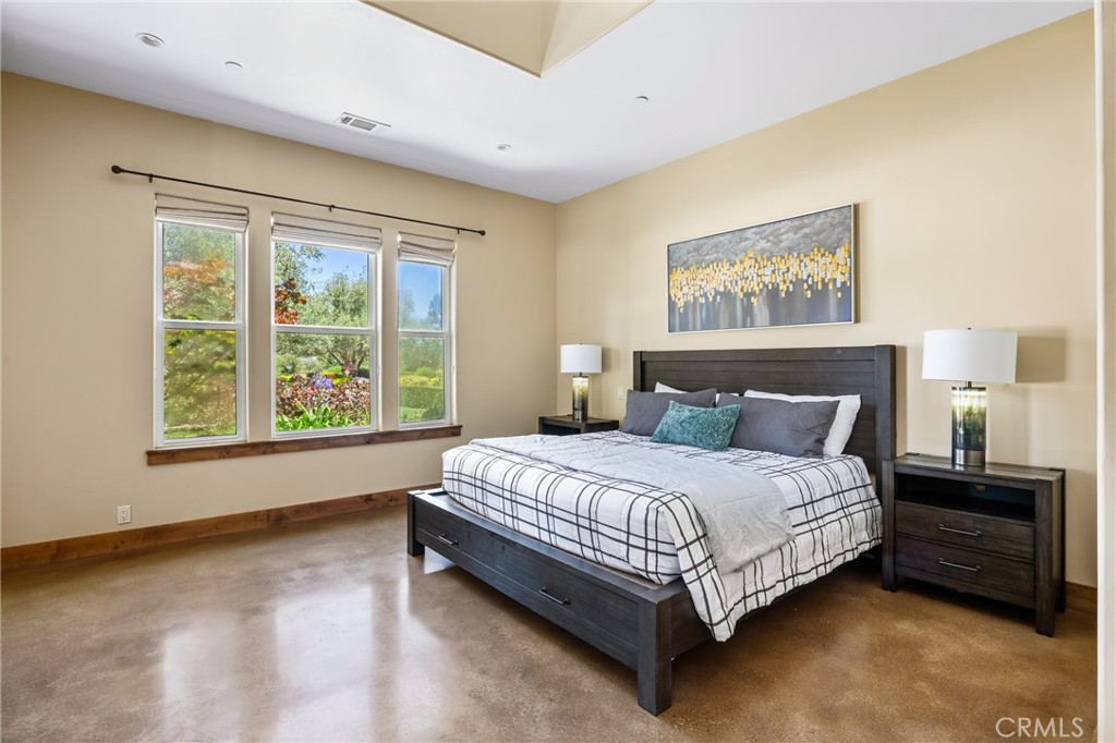 535 Stanton Street Property Photo 16