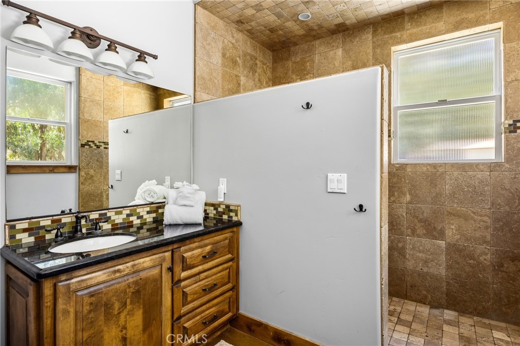 535 Stanton Street Property Photo 31