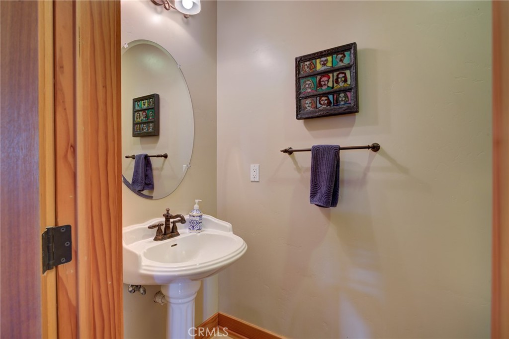 2303 Sanderling Court Property Photo 23