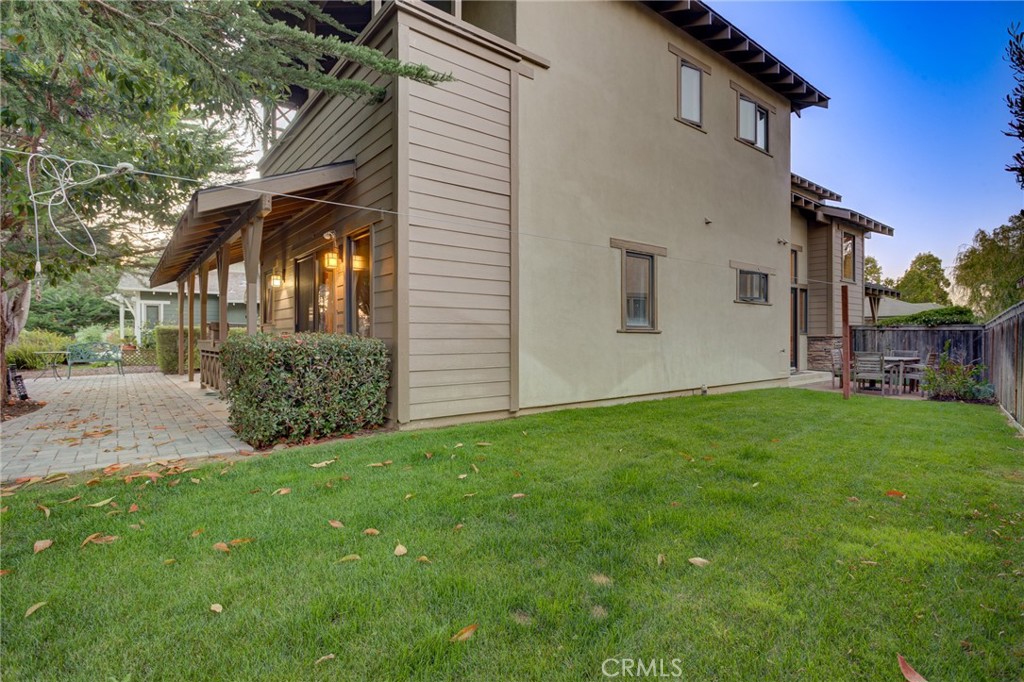 2303 Sanderling Court Property Photo 29
