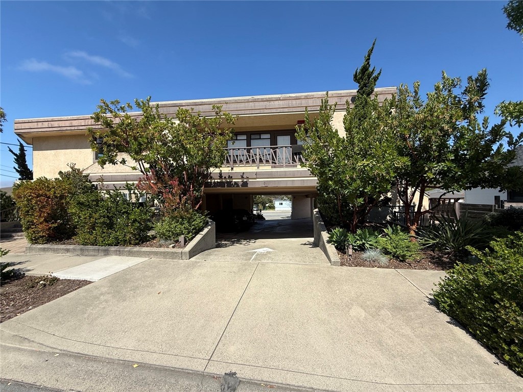 2040 Broad Property Photo 2
