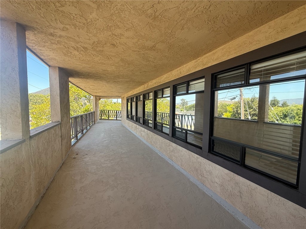 2040 Broad Property Photo 5