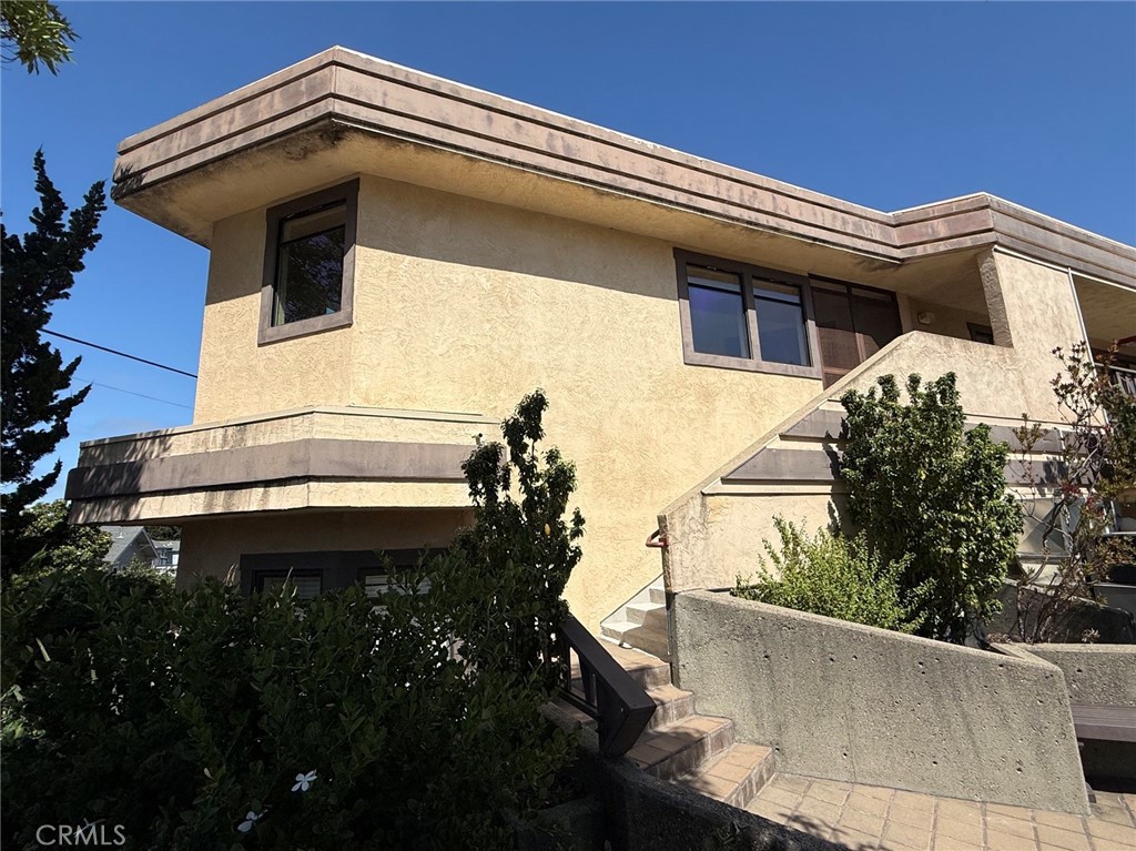 2040 Broad Property Photo 14