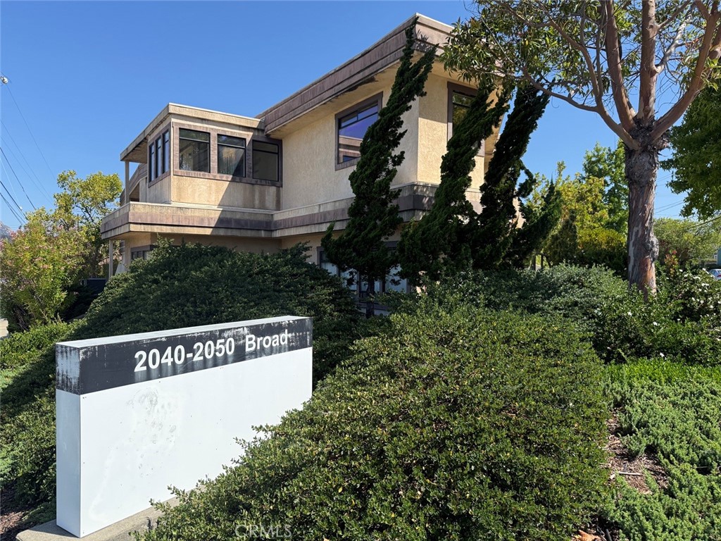 2040 Broad Property Photo 15