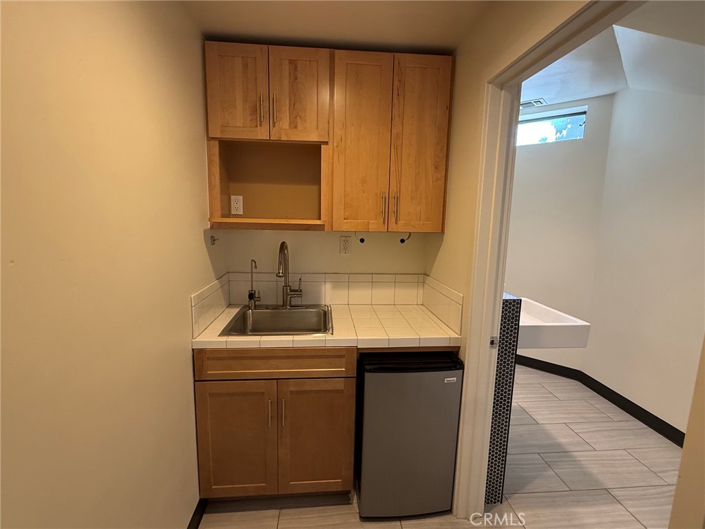2040 Broad Property Photo 20