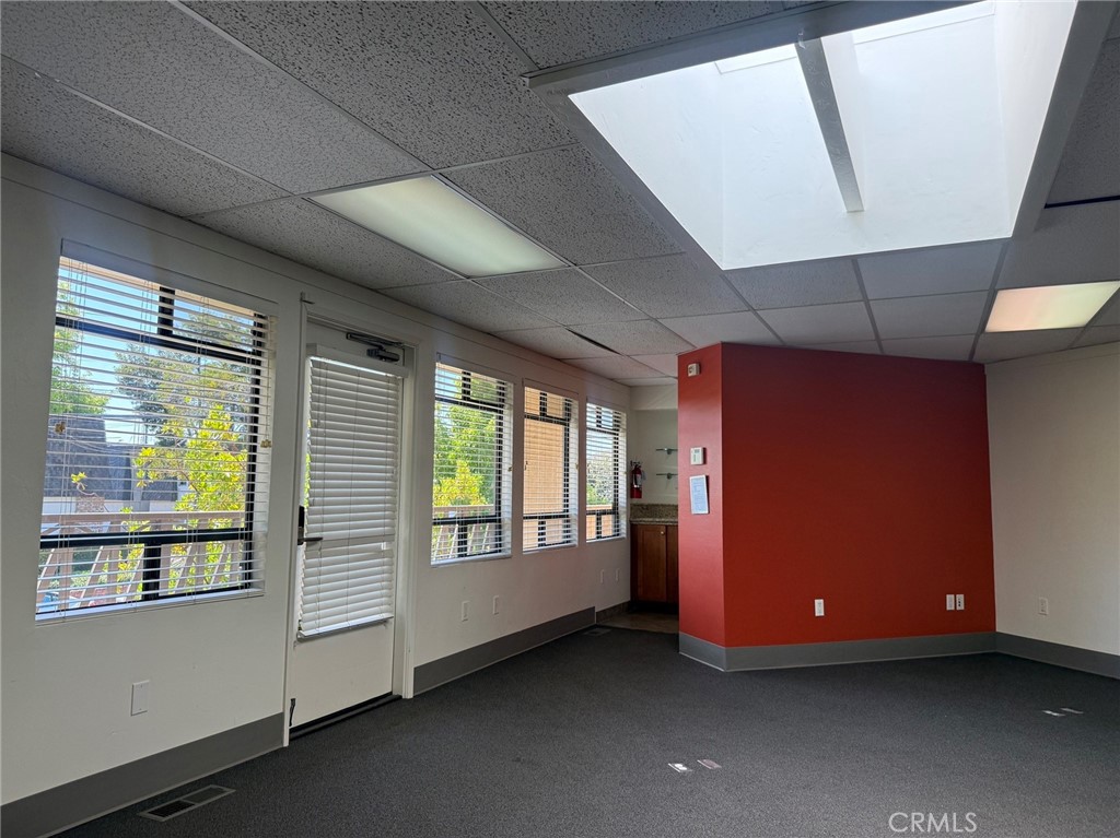 2040 Broad Property Photo 24