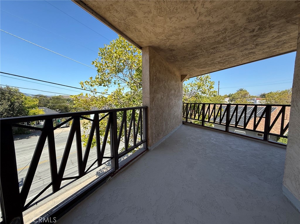 2040 Broad Property Photo 29
