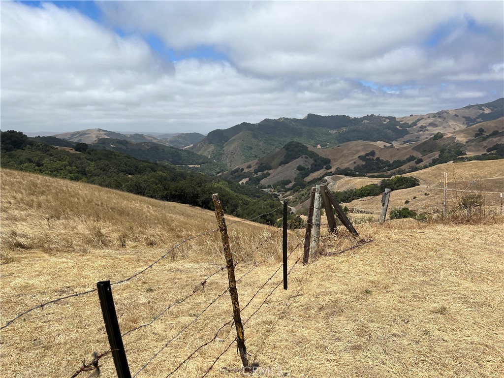 9500 Santa Rosa Creek Road Property Photo 7