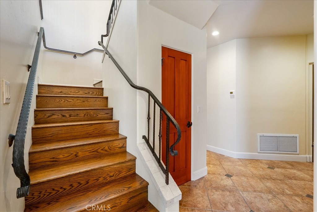 50 24th Property Photo 25