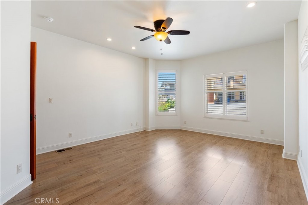 50 24th Property Photo 27