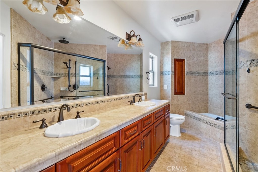 50 24th Property Photo 29