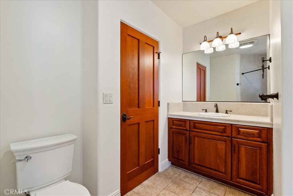 50 24th Property Photo 34