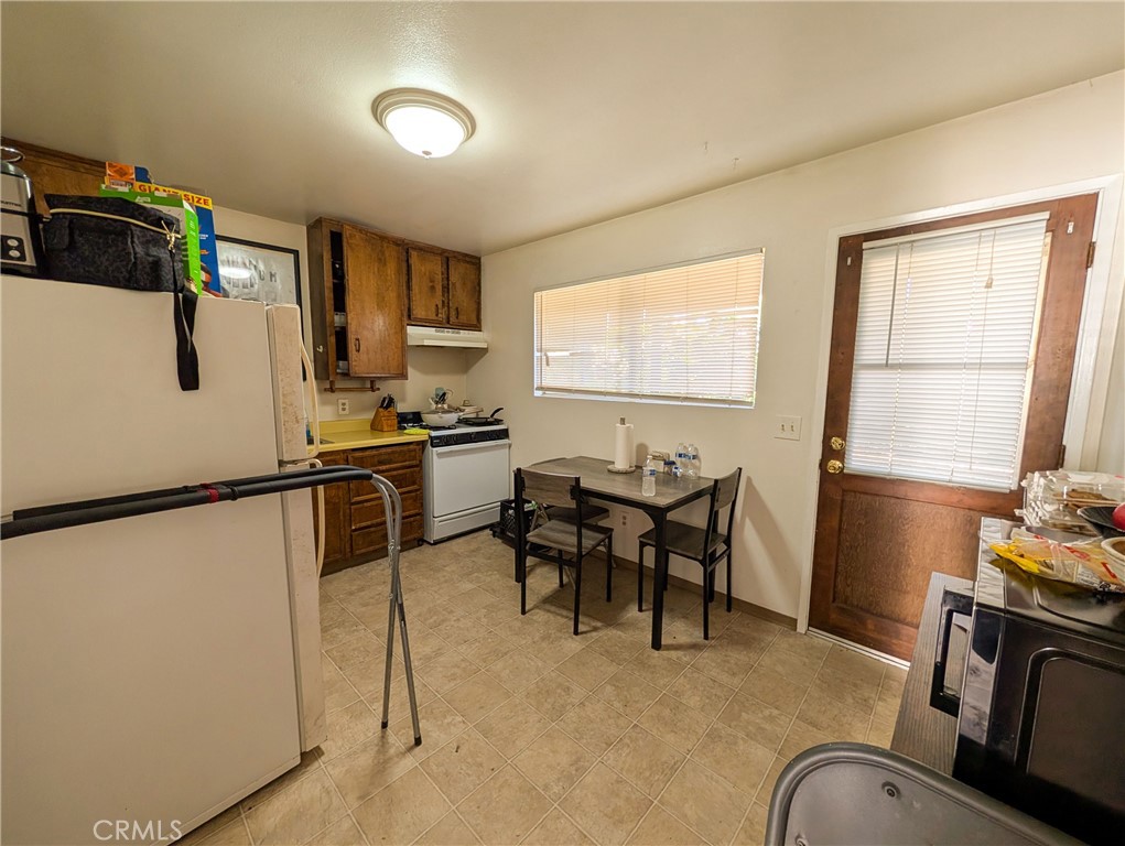 1143 16th Property Photo 10