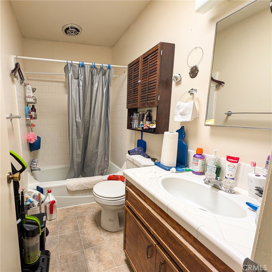 1143 16th Property Photo 15