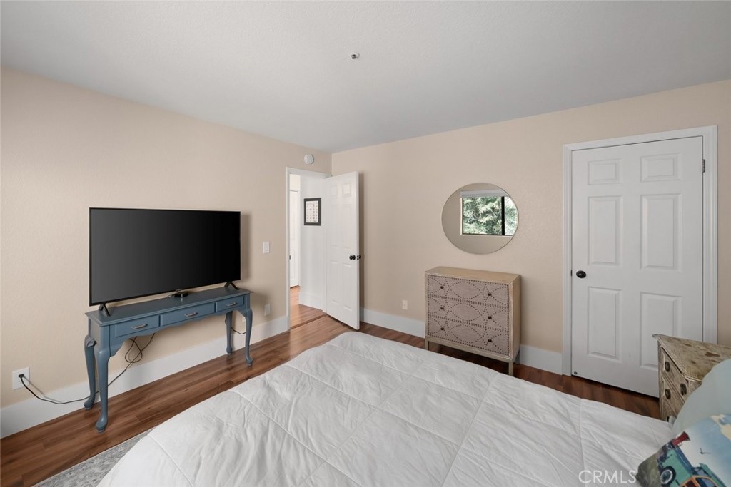 2221 King Court 22 Property Photo 19