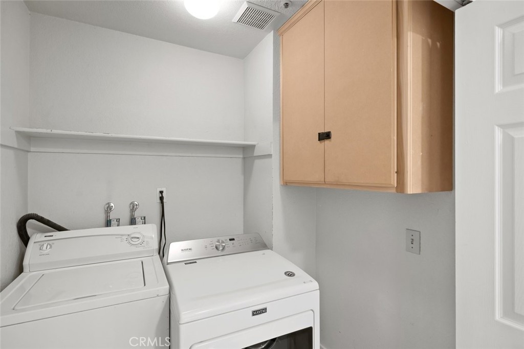 2221 King Court 22 Property Photo 28