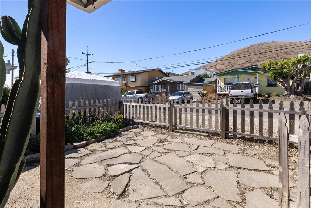 436 Yerba Buena Property Photo 23