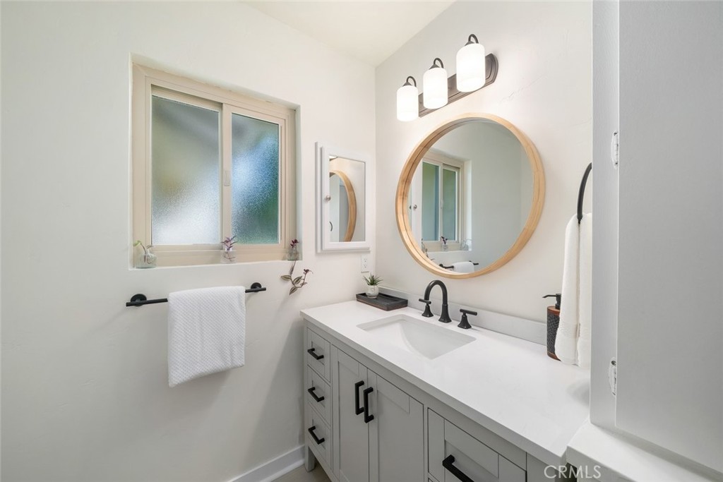 126 Flag Way B Property Photo 27