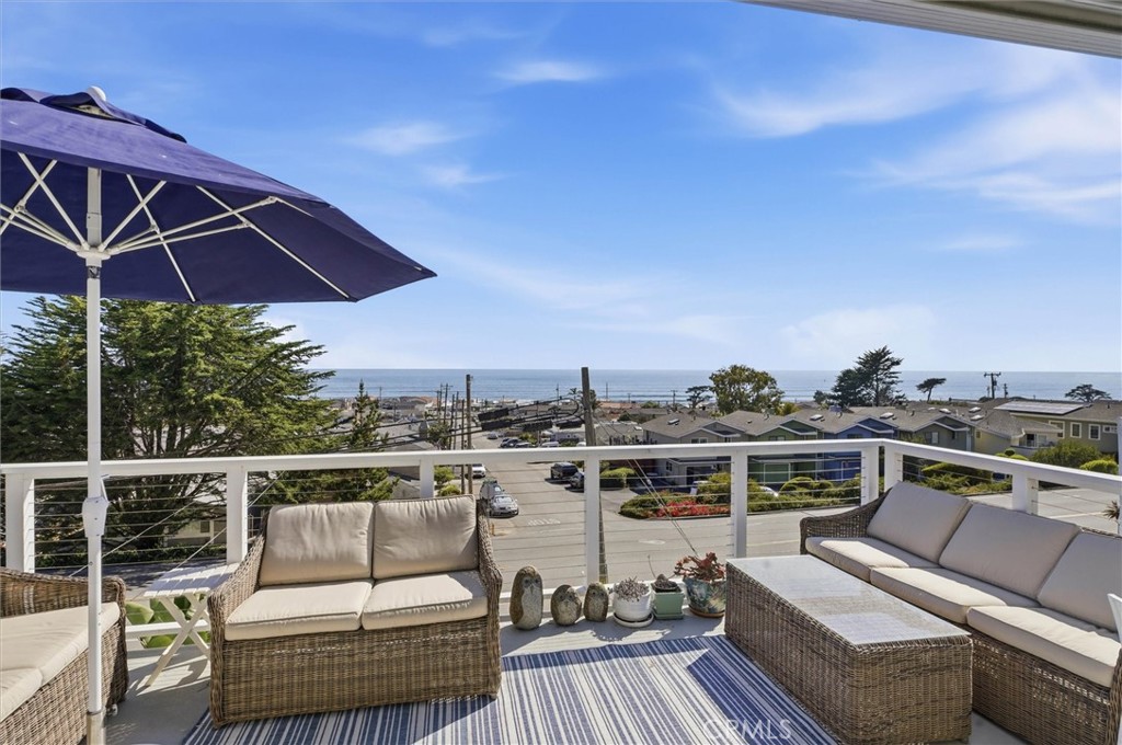 1013 S Ocean Property Photo 2