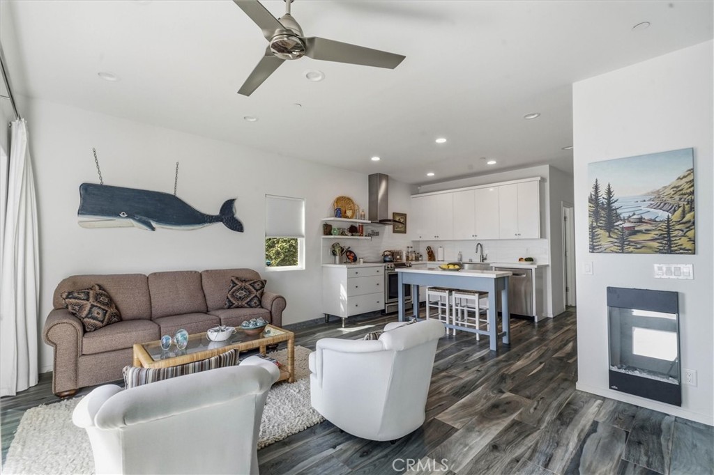 1013 S Ocean Property Photo 9