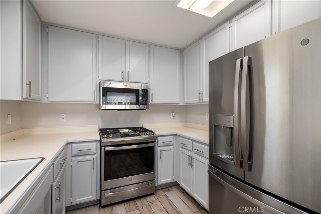 96 24th Street Property Photo 8