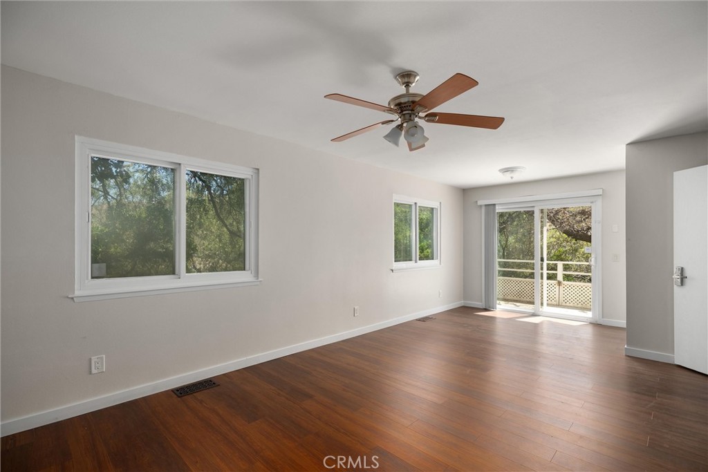 96 24th Street Property Photo 14