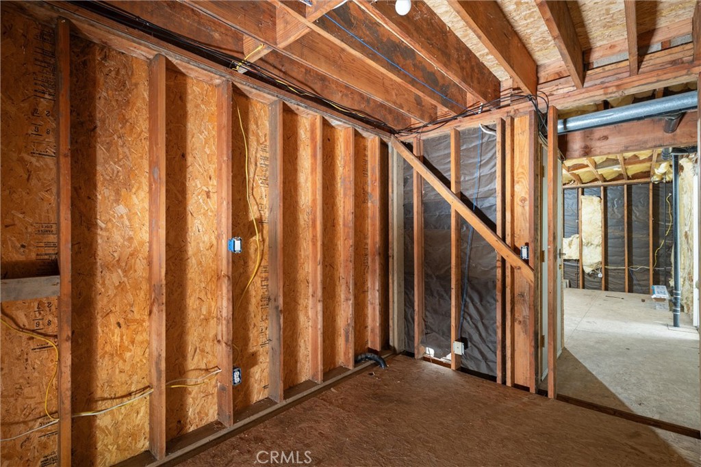 96 24th Street Property Photo 22