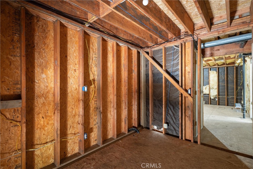 96 24th Street Property Photo 22