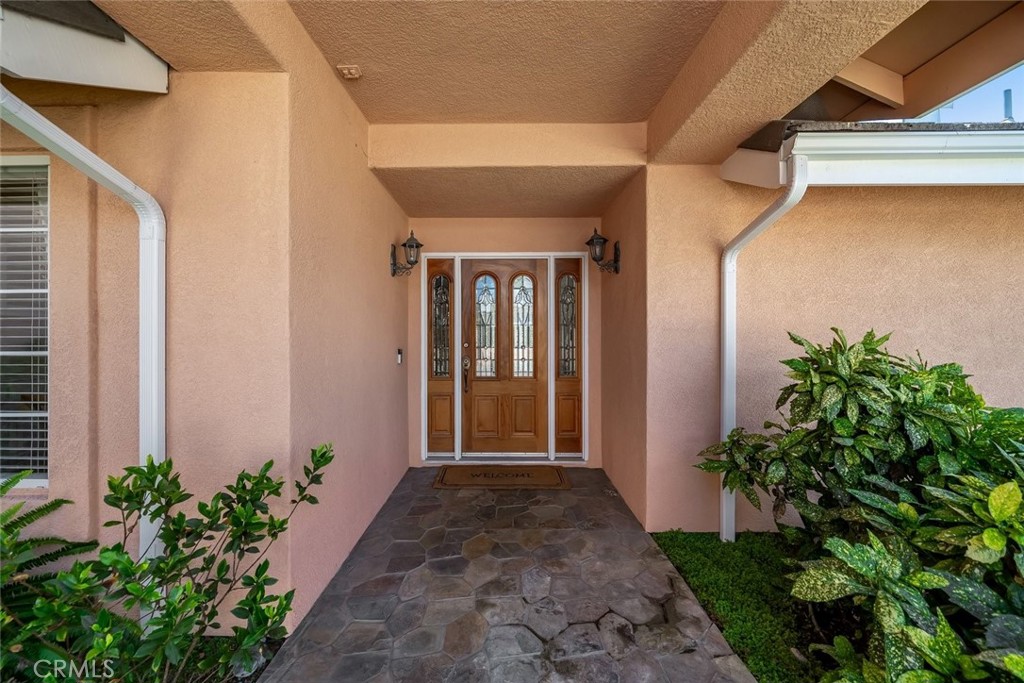 273 Mercedes Lane Property Photo 4
