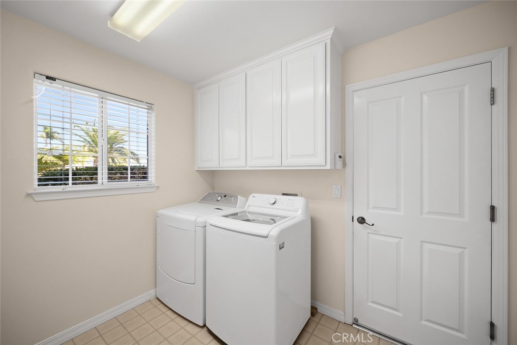 273 Mercedes Lane Property Photo 40