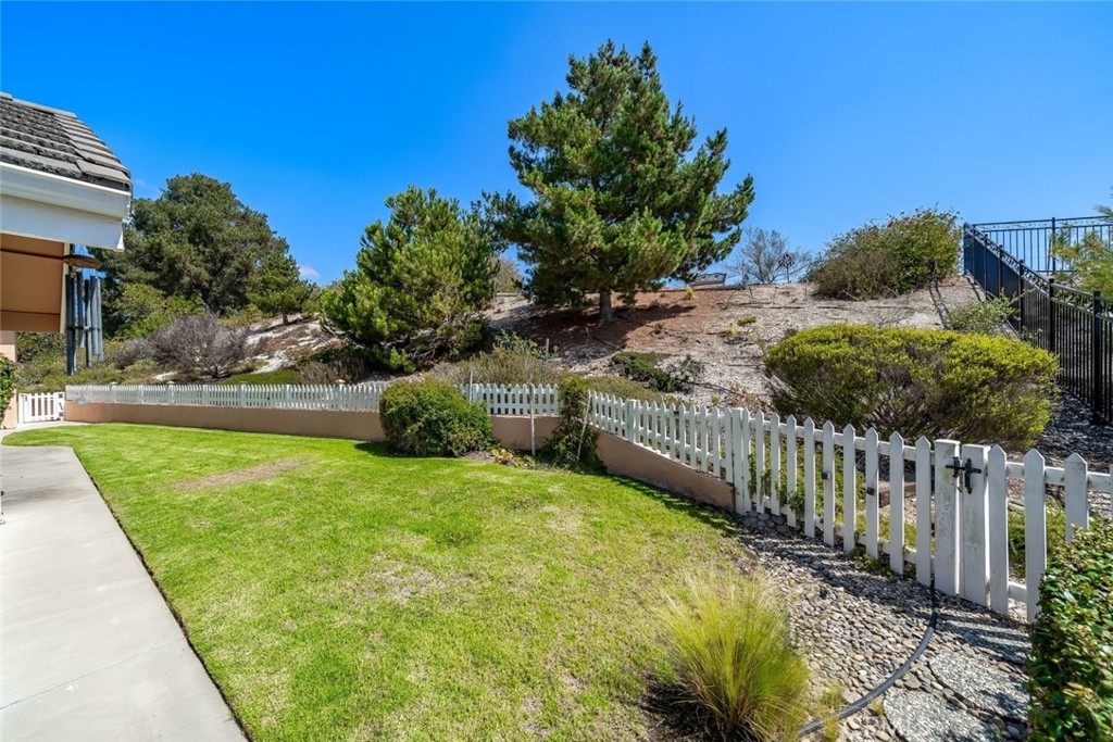 273 Mercedes Lane Property Photo 44