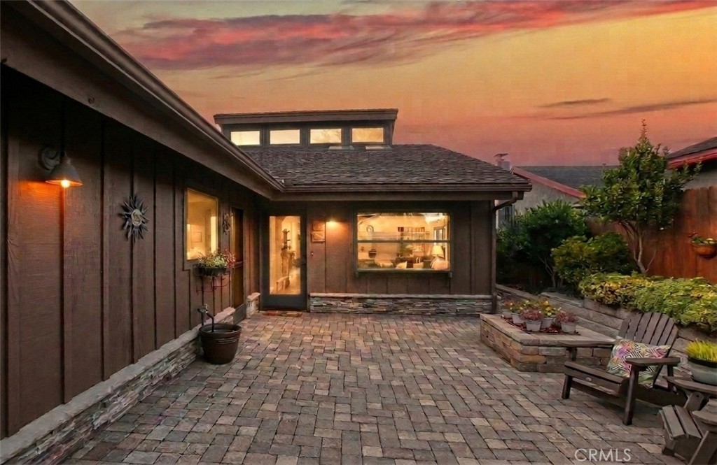 360 Highland Drive Property Photo 2