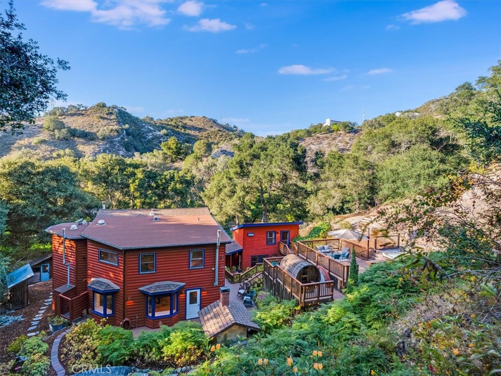 385 Squire Canyon Property Photo 4