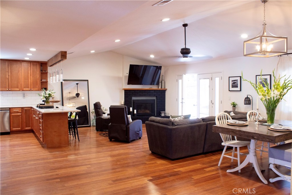 1485 Godell Street Property Photo 7